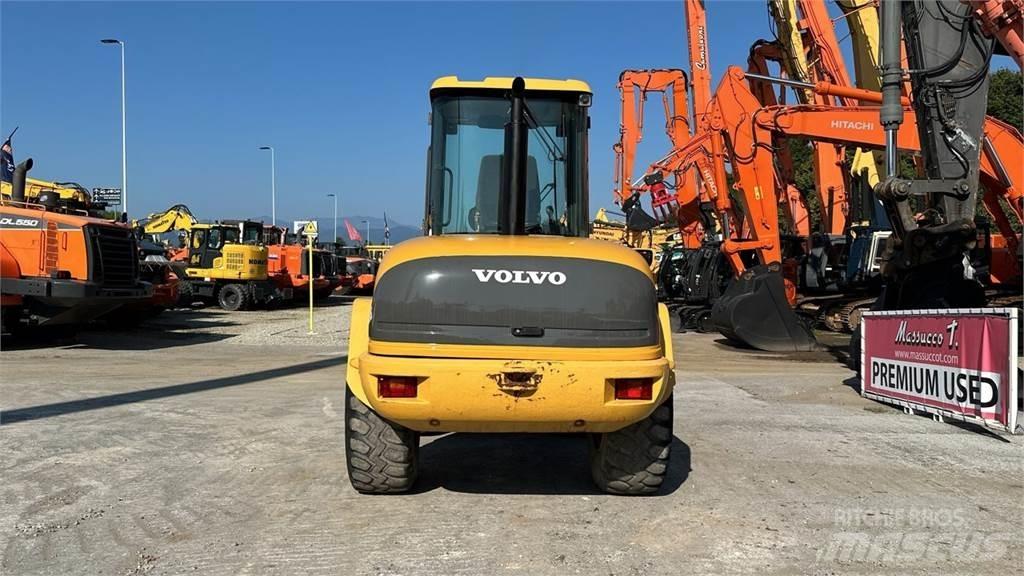 Volvo L 40 B-TP Kolové nakladače