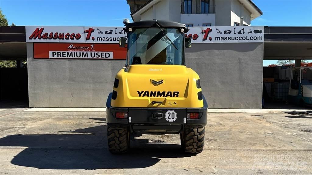 Yanmar V100 Kolové nakladače