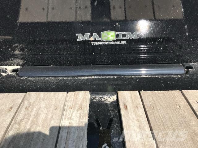 Deloupe Tilt Deck Valníky