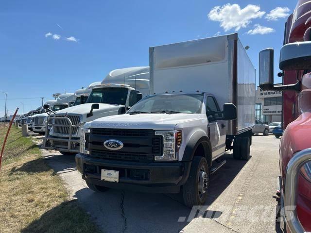 Ford F450 XL 4x2 Skříňová nástavba