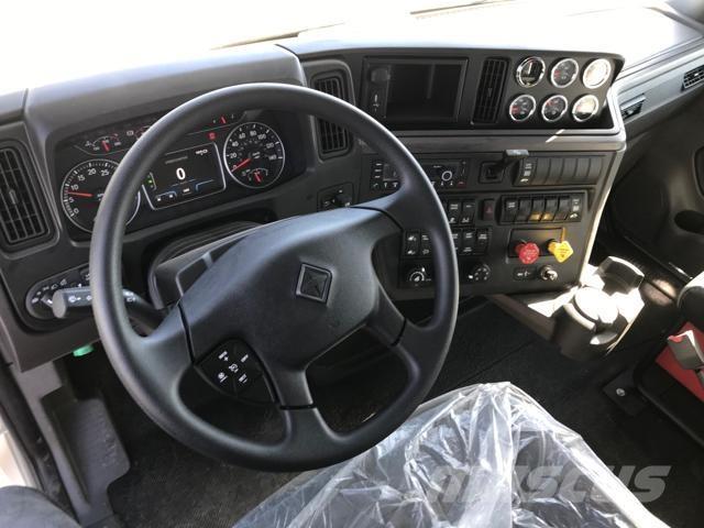 International HV Sklápěče