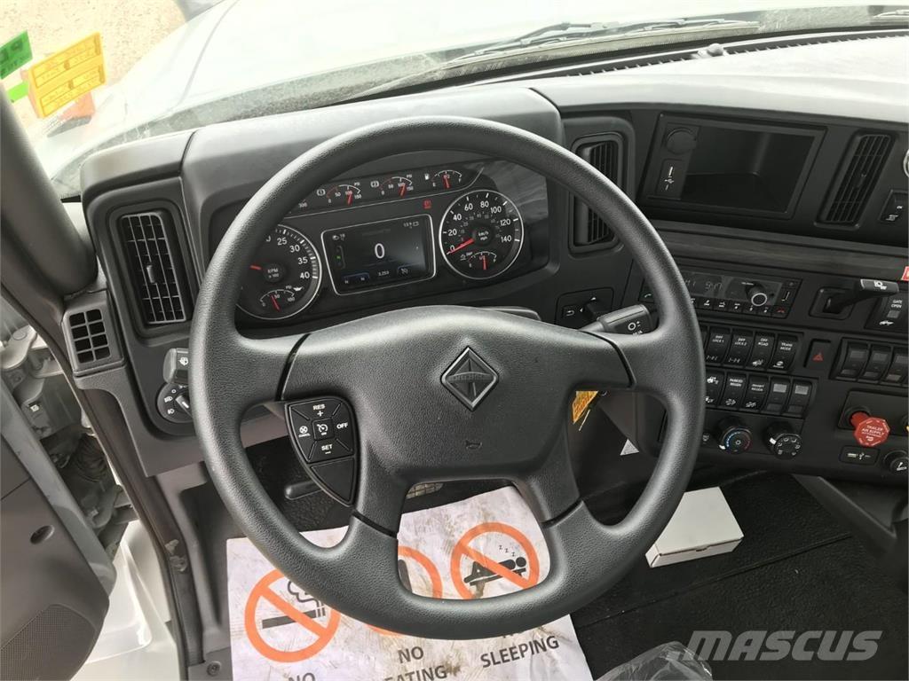 International MV Sklápěč na obilí