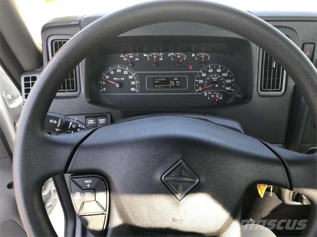 International MV Cisternové vozy