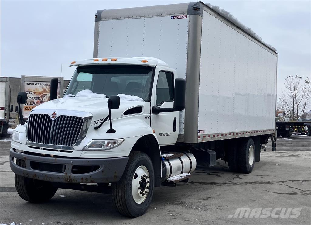 International MV Skříňová nástavba