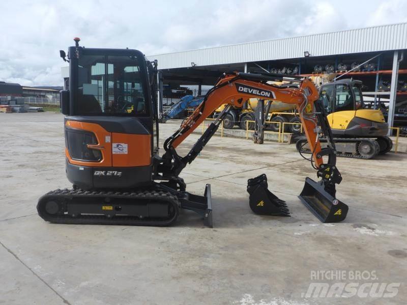 Develon DX27Z-7 Mini rýpadla < 7t