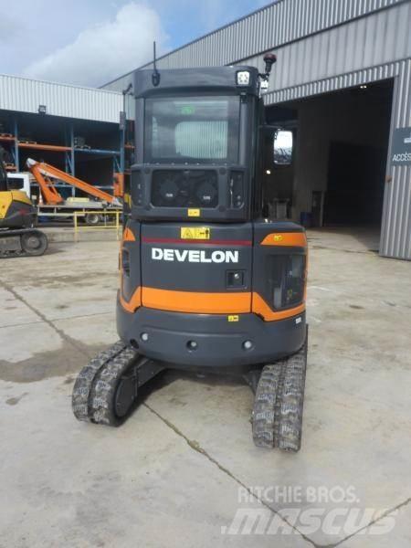 Develon DX27Z-7 Mini rýpadla < 7t
