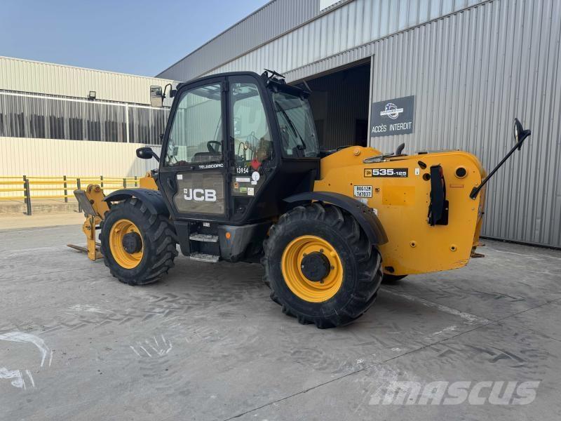 JCB 535-125 Teleskopické manipulátory