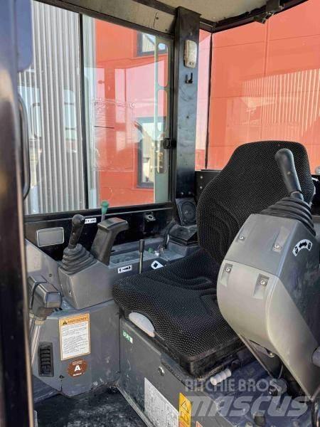 Takeuchi TB 23 Mini rýpadla < 7t