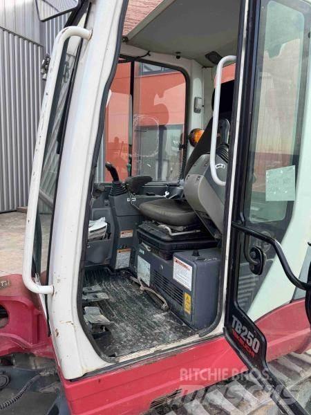 Takeuchi TB 250 Mini rýpadla < 7t