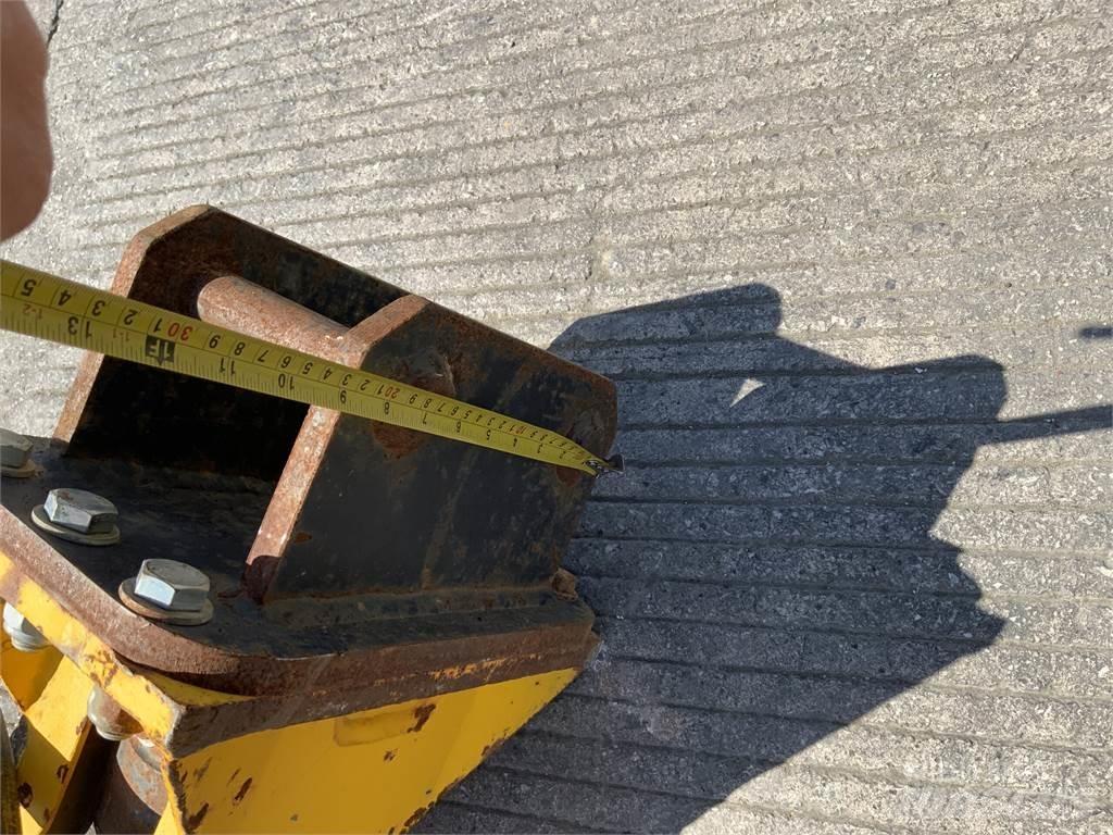 Arrow Head Breaker Další