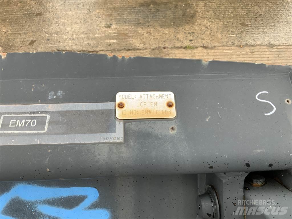 JCB 6FT 4 in 1 Bucket Další