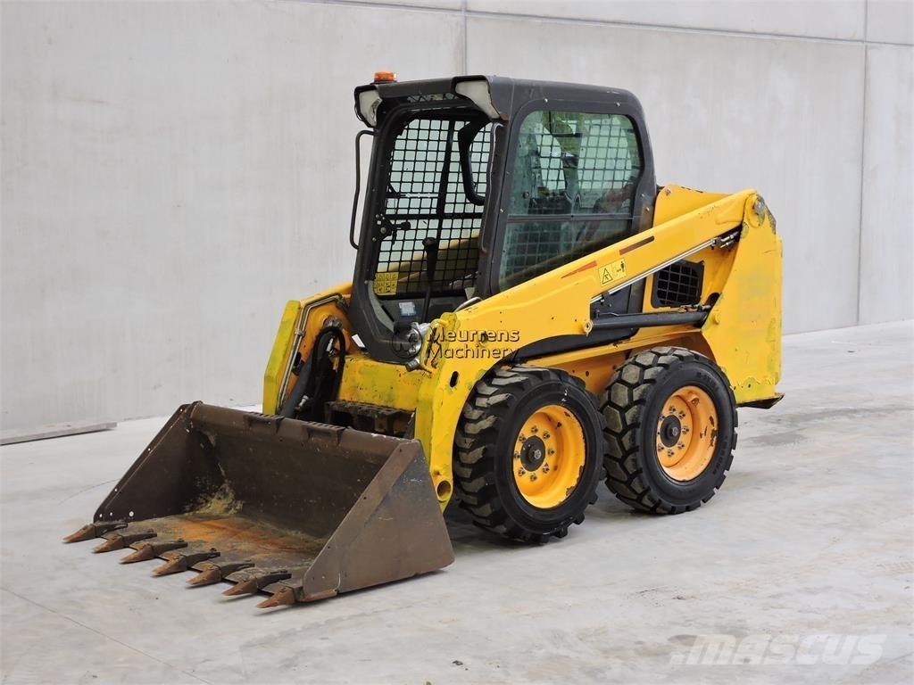Bobcat S450 Kolové nakladače