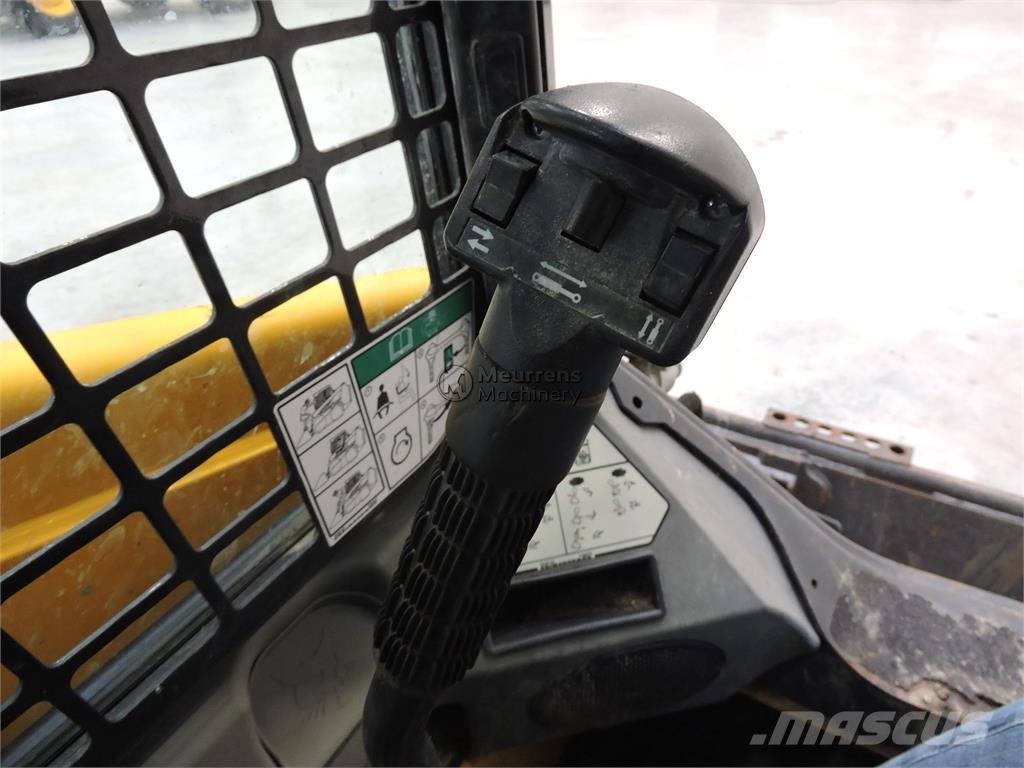 Bobcat S450 Kolové nakladače