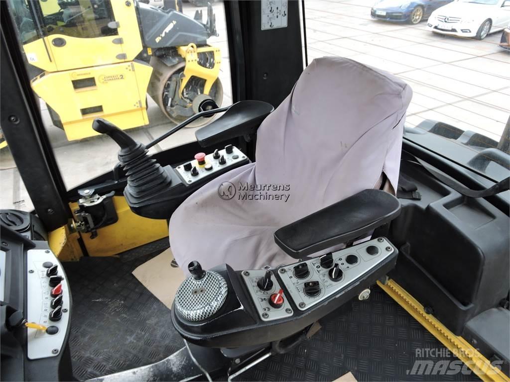 Bomag BW154 Další válce