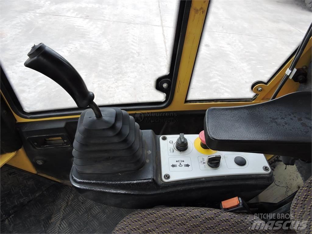 Bomag BW211D-4 GERMAN Další válce