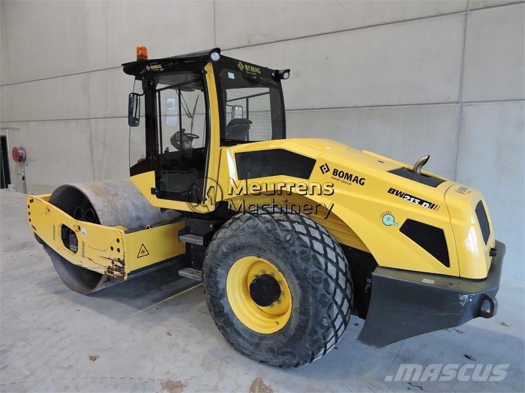 Bomag BW213 Další válce