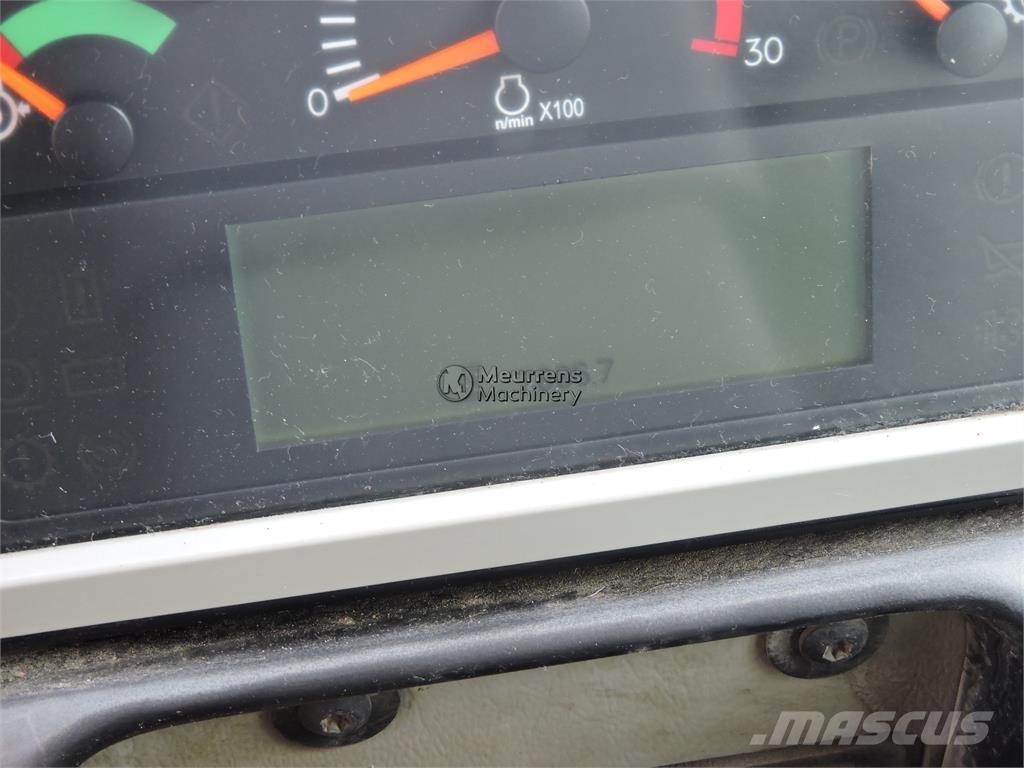 CAT 745C TAILGATE Kloubové dempry