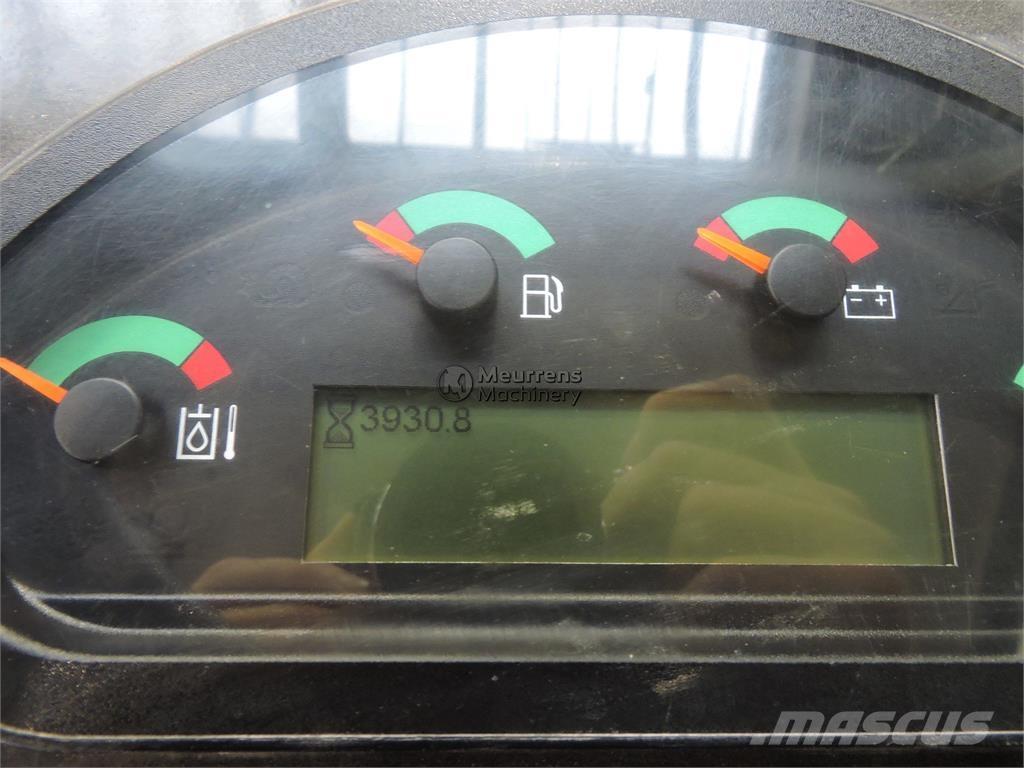 CAT 906M + FORK Kolové nakladače