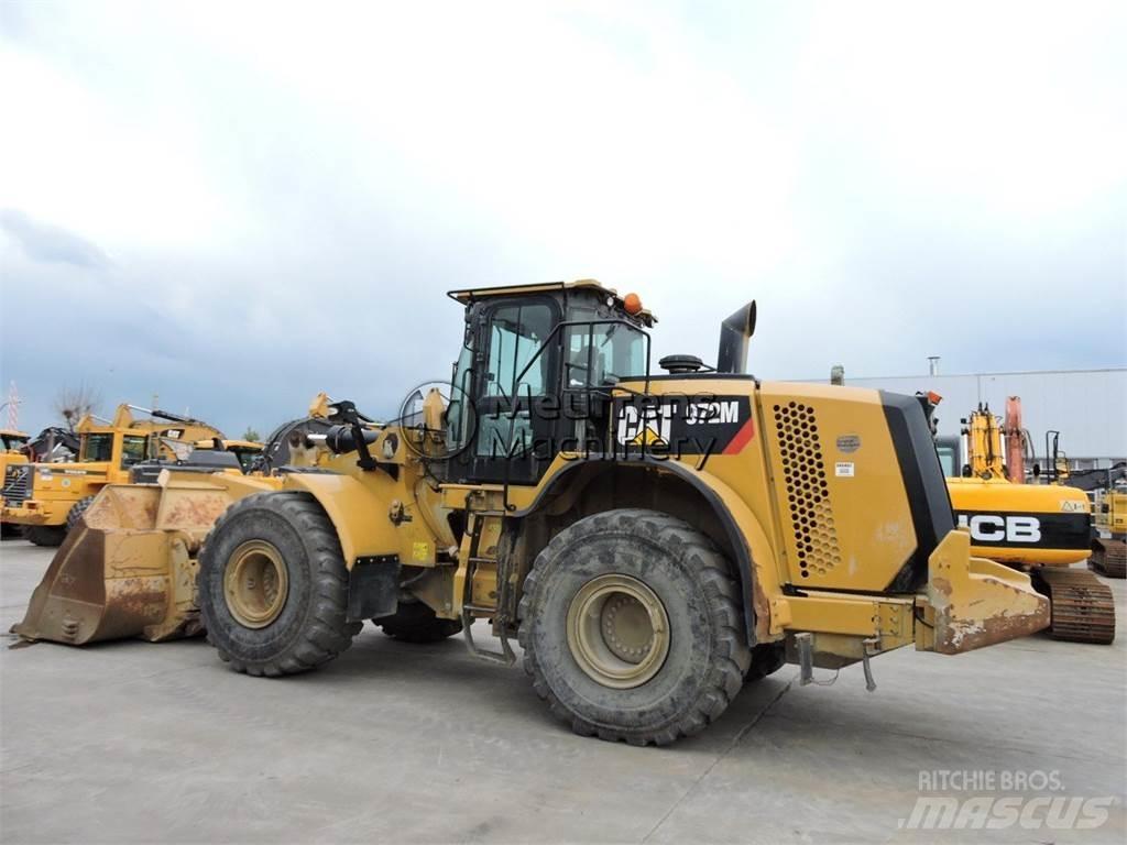 CAT 972M Kolové nakladače
