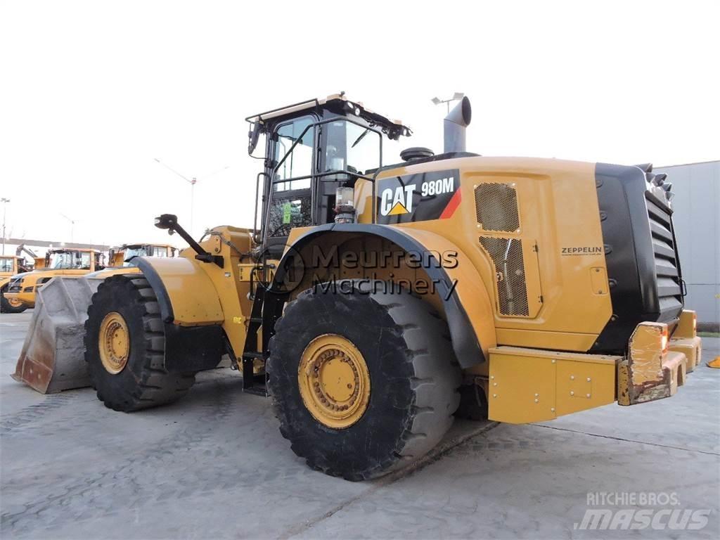 CAT 980M Kolové nakladače