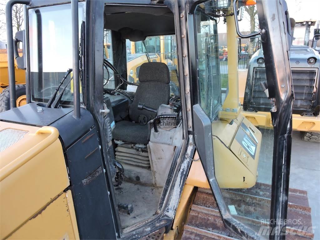 CAT D6NLGP Pásové dozery