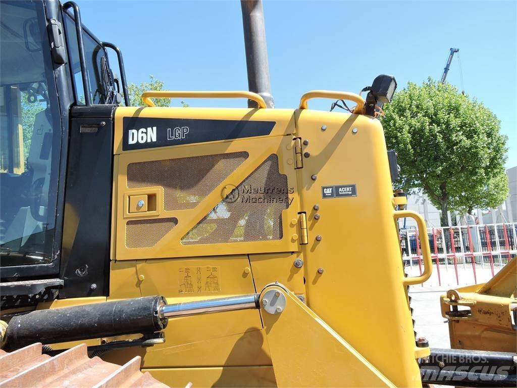 CAT D6NLGP GERMAN Pásové dozery