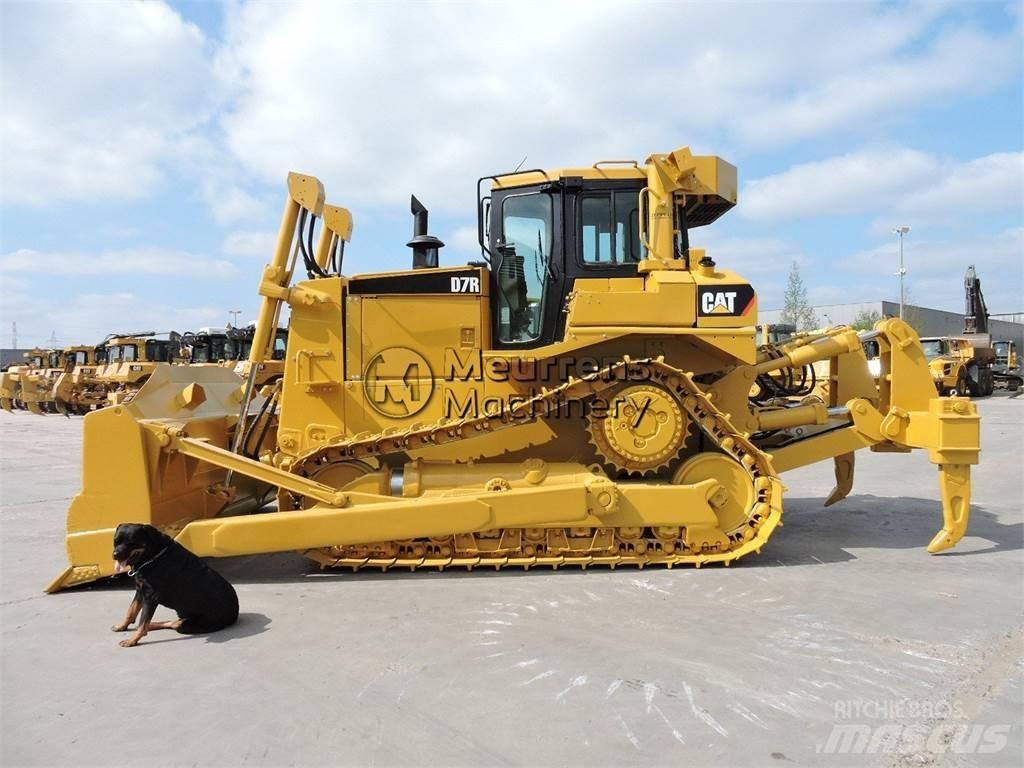 CAT D7R Pásové dozery
