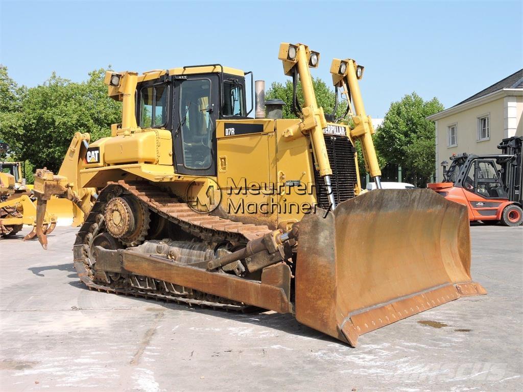 CAT D7R Pásové dozery