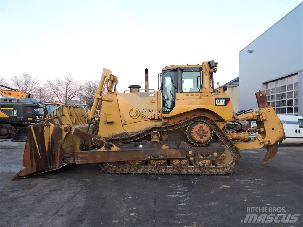 CAT D8T Pásové dozery