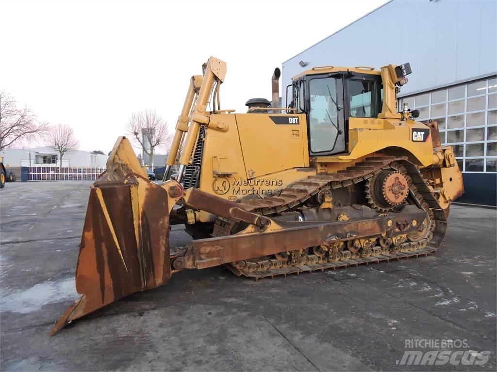 CAT D8T Pásové dozery