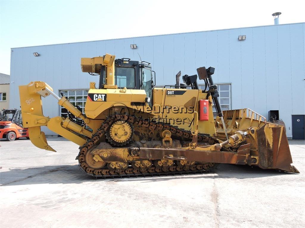 CAT D8T GERMAN Pásové dozery
