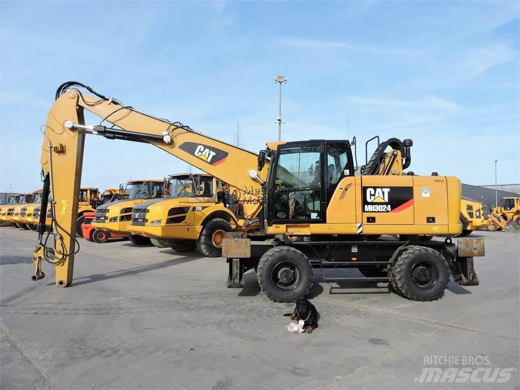 CAT MH3024 Stroje pro manipulaci s odpadem