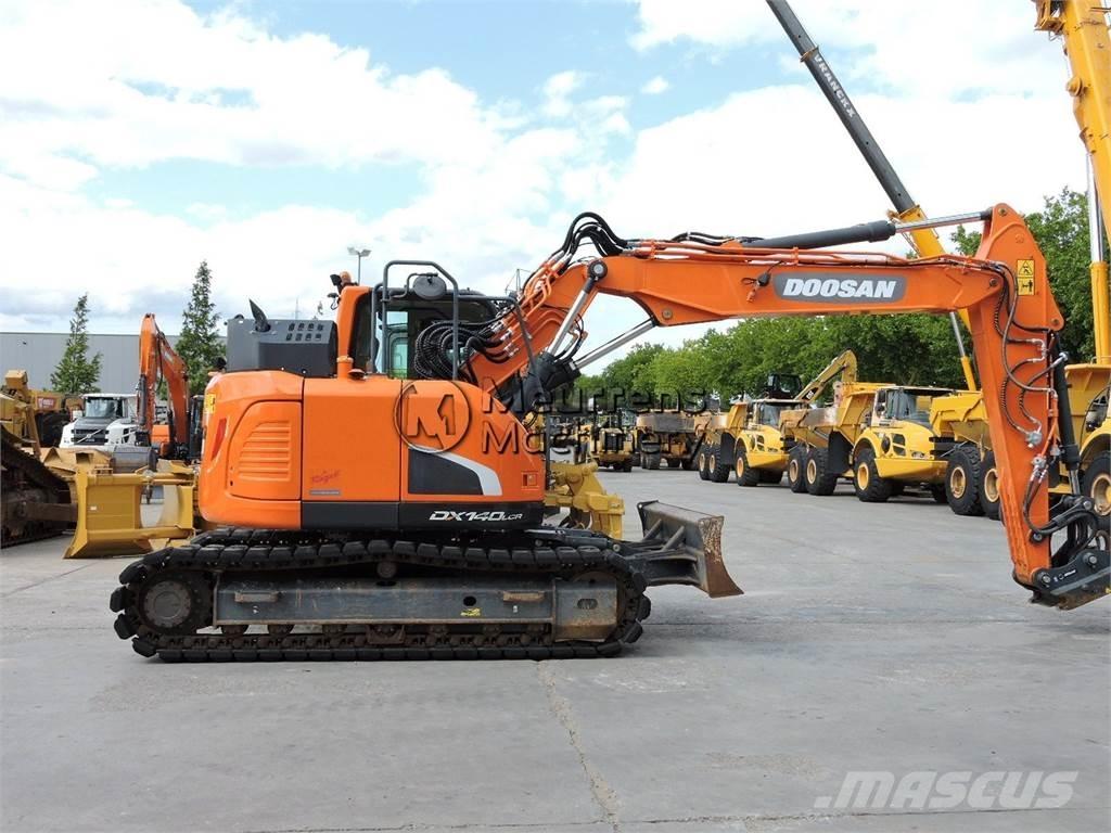 Doosan DX140 Pásová rýpadla