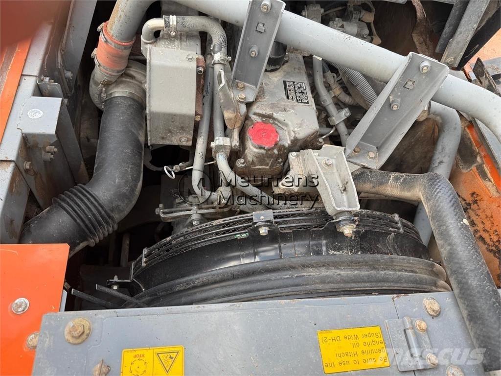 Hitachi ZX350LC Pásová rýpadla