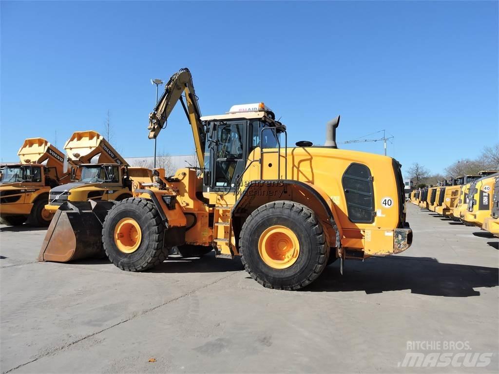 Hyundai HL970 Kolové nakladače