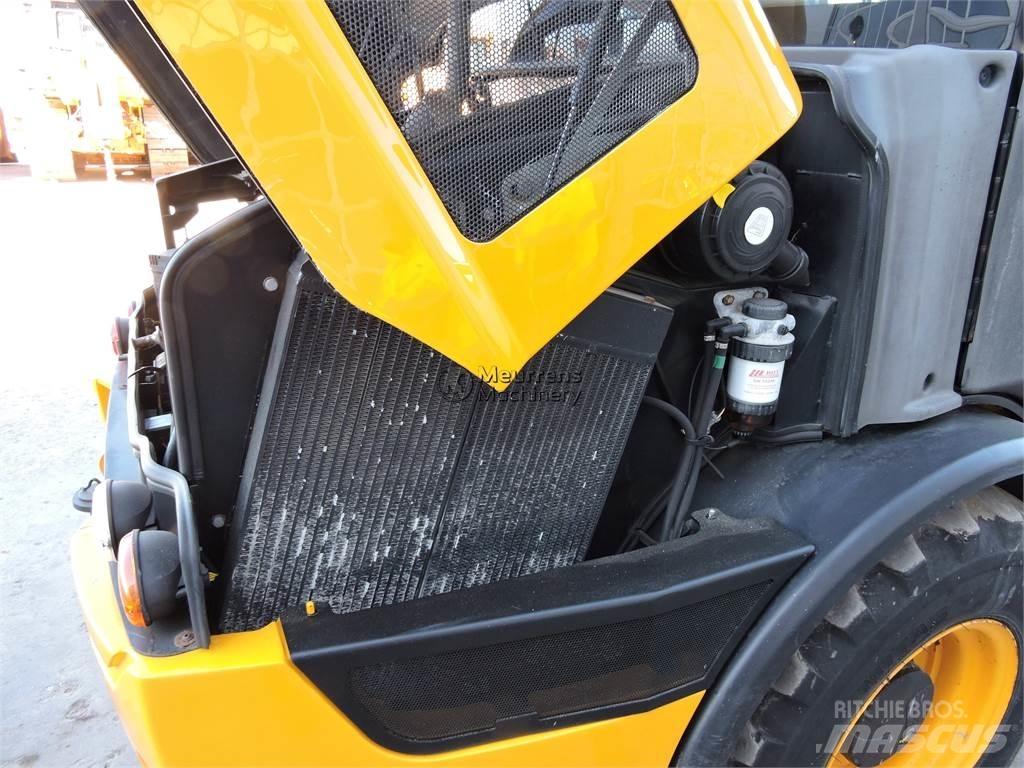 JCB 406 Kolové nakladače