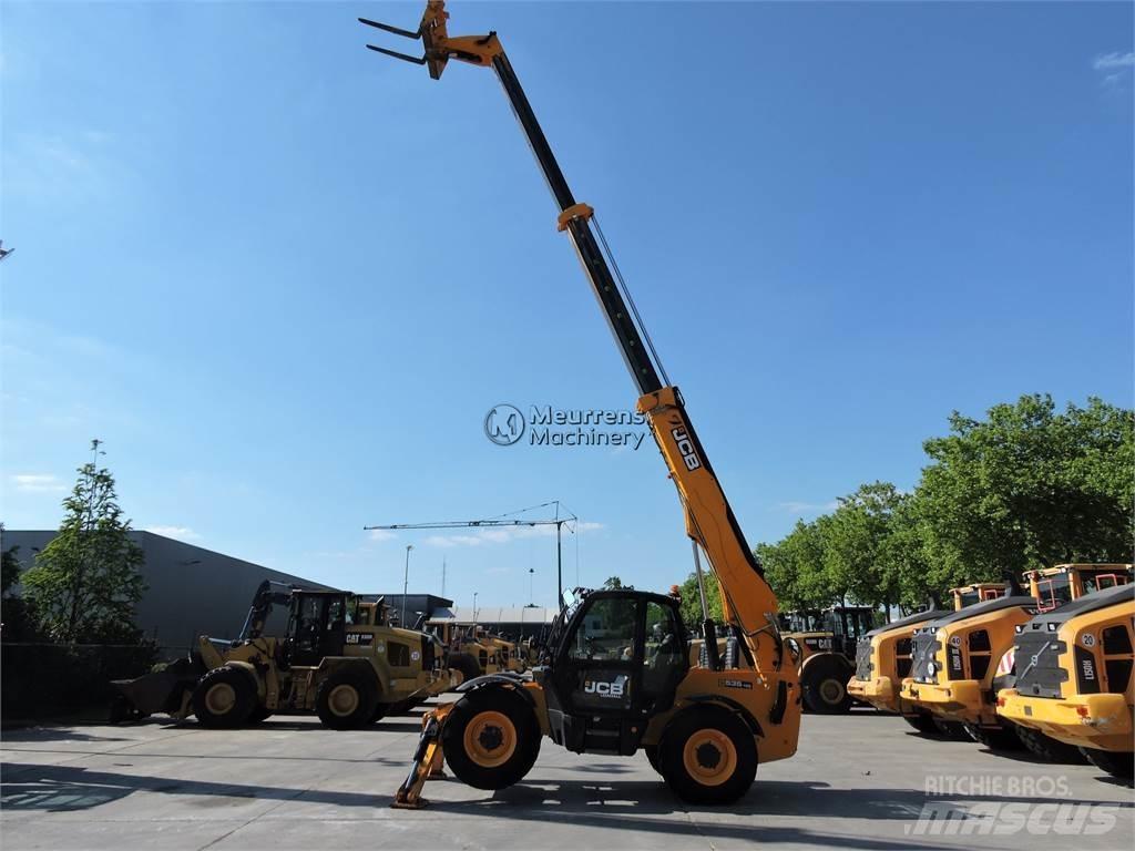 JCB 535-125 Teleskopické manipulátory