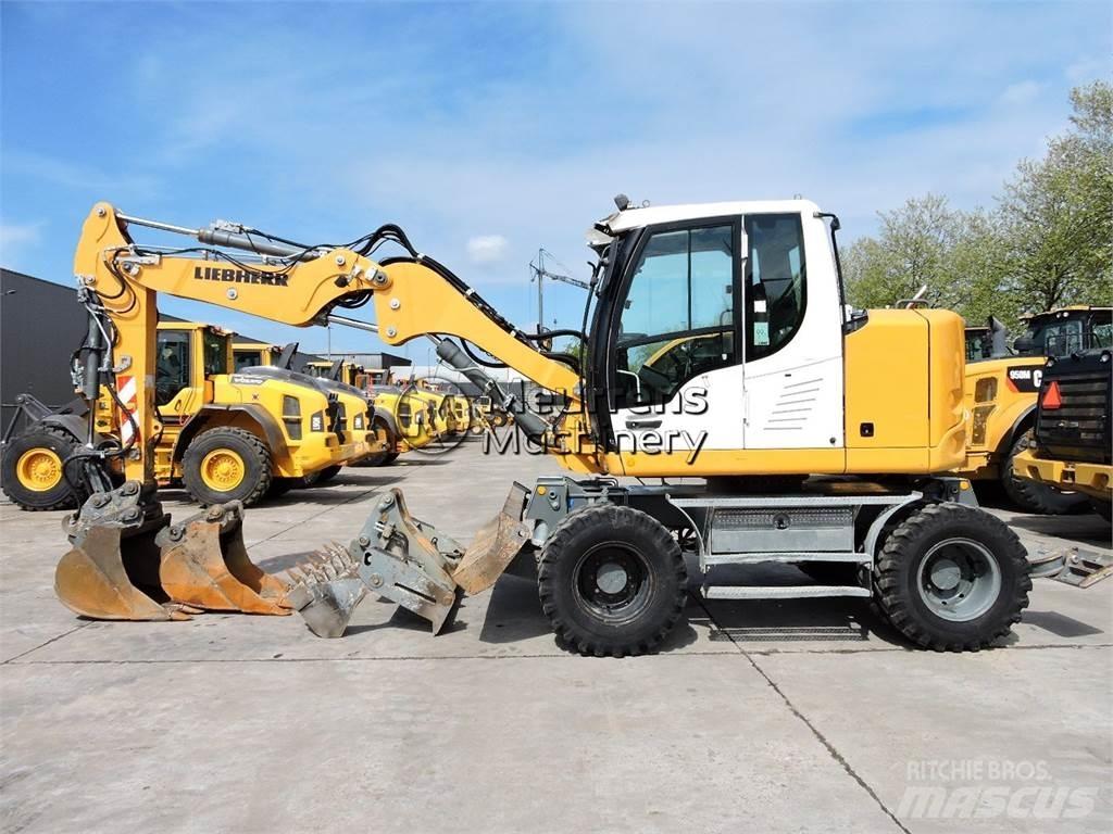 Liebherr A910 Kolová rýpadla