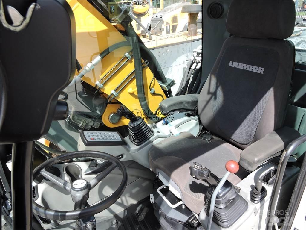 Liebherr A918 Kolová rýpadla