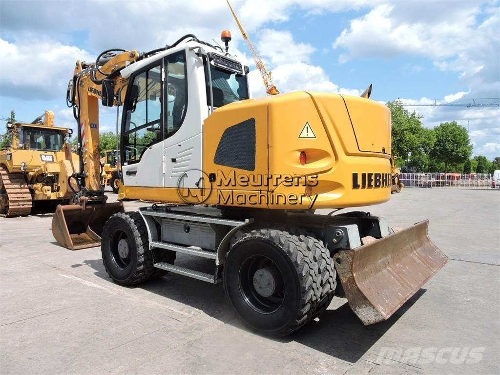 Liebherr A918 Kolová rýpadla
