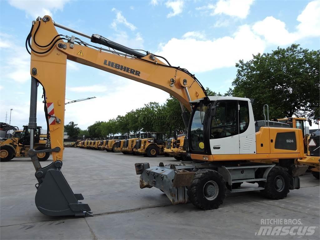 Liebherr A924 Kolová rýpadla