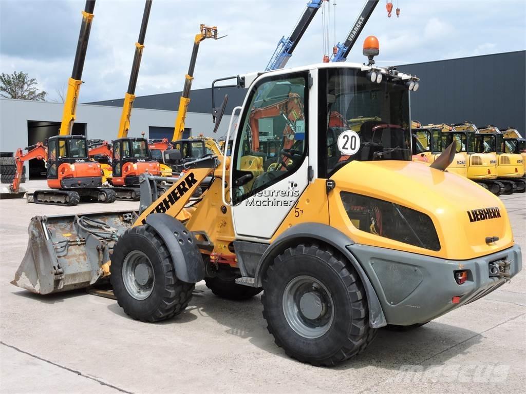 Liebherr L508 + FORK Kolové nakladače