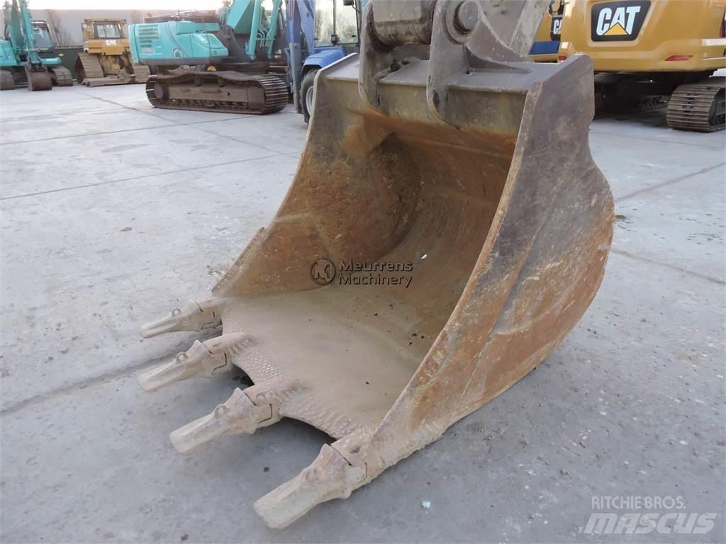 Volvo EC460 Pásová rýpadla