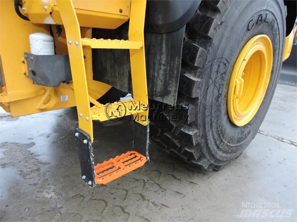 Volvo L150H Kolové nakladače