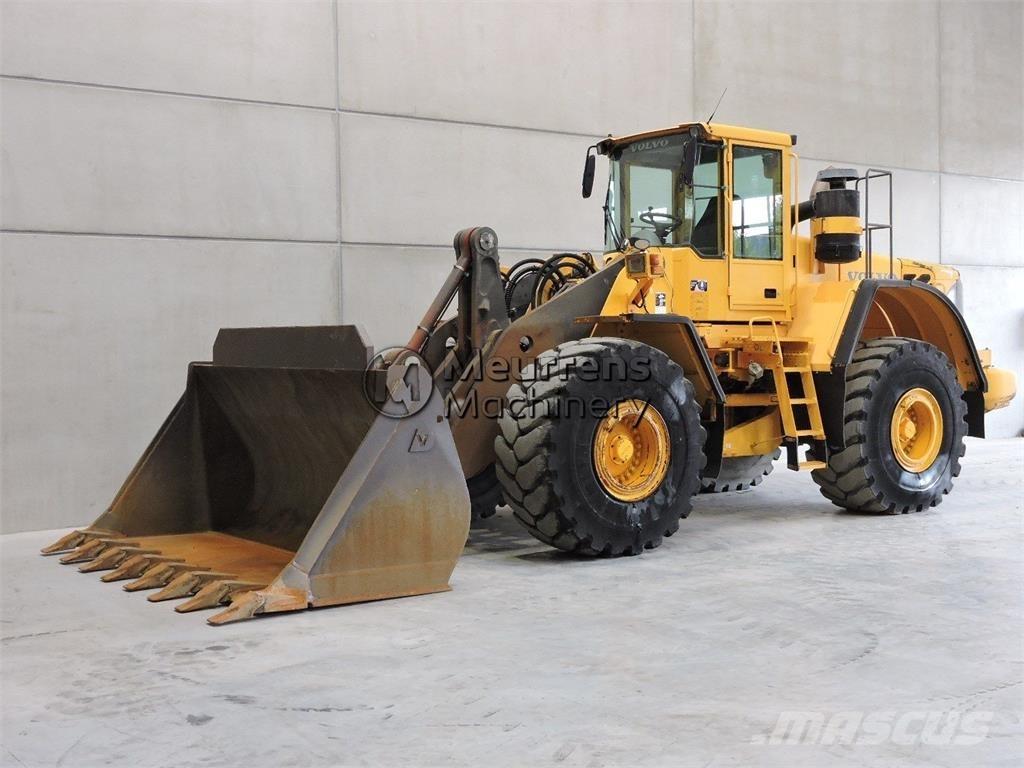 Volvo L180E Kolové nakladače