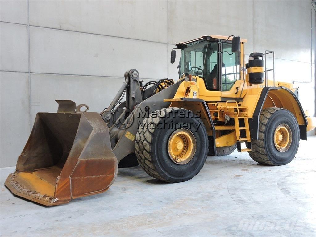 Volvo L180F Kolové nakladače