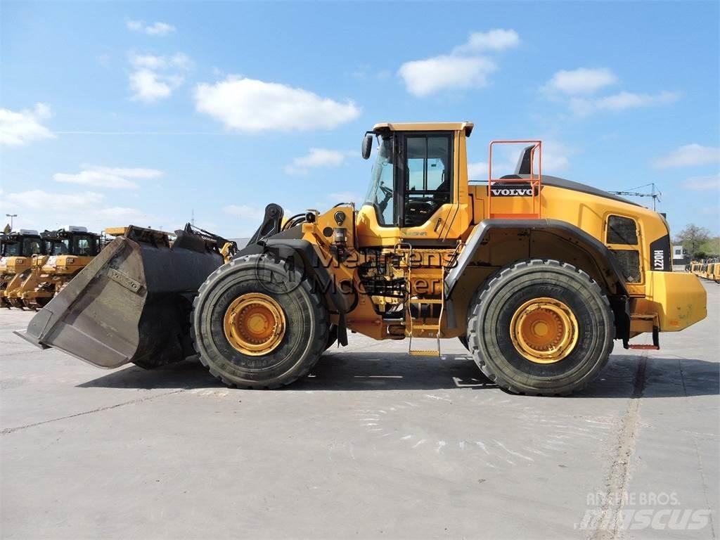 Volvo L220H Kolové nakladače
