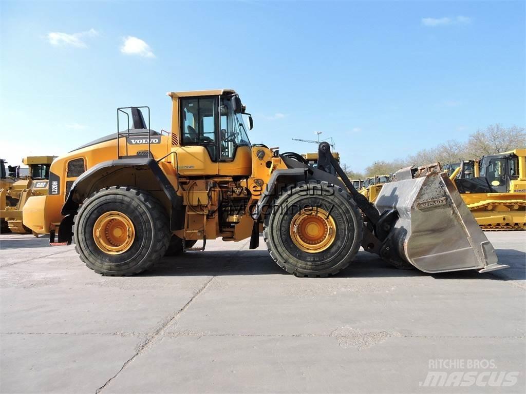 Volvo L220H Kolové nakladače