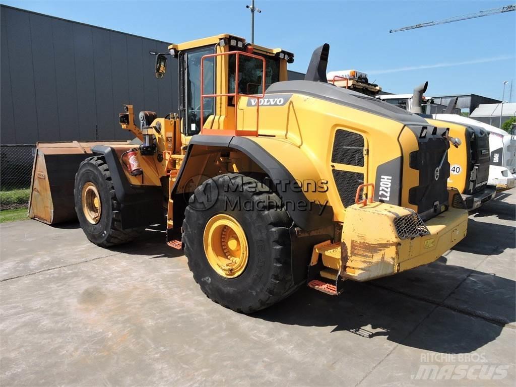 Volvo L220H Kolové nakladače