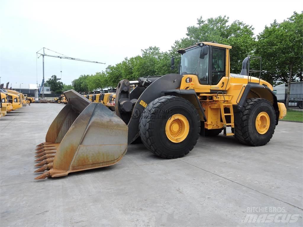 Volvo L250G Kolové nakladače